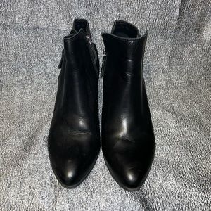 FRYE Black Leather Heeled Booties with Zipper closure Size 9M
